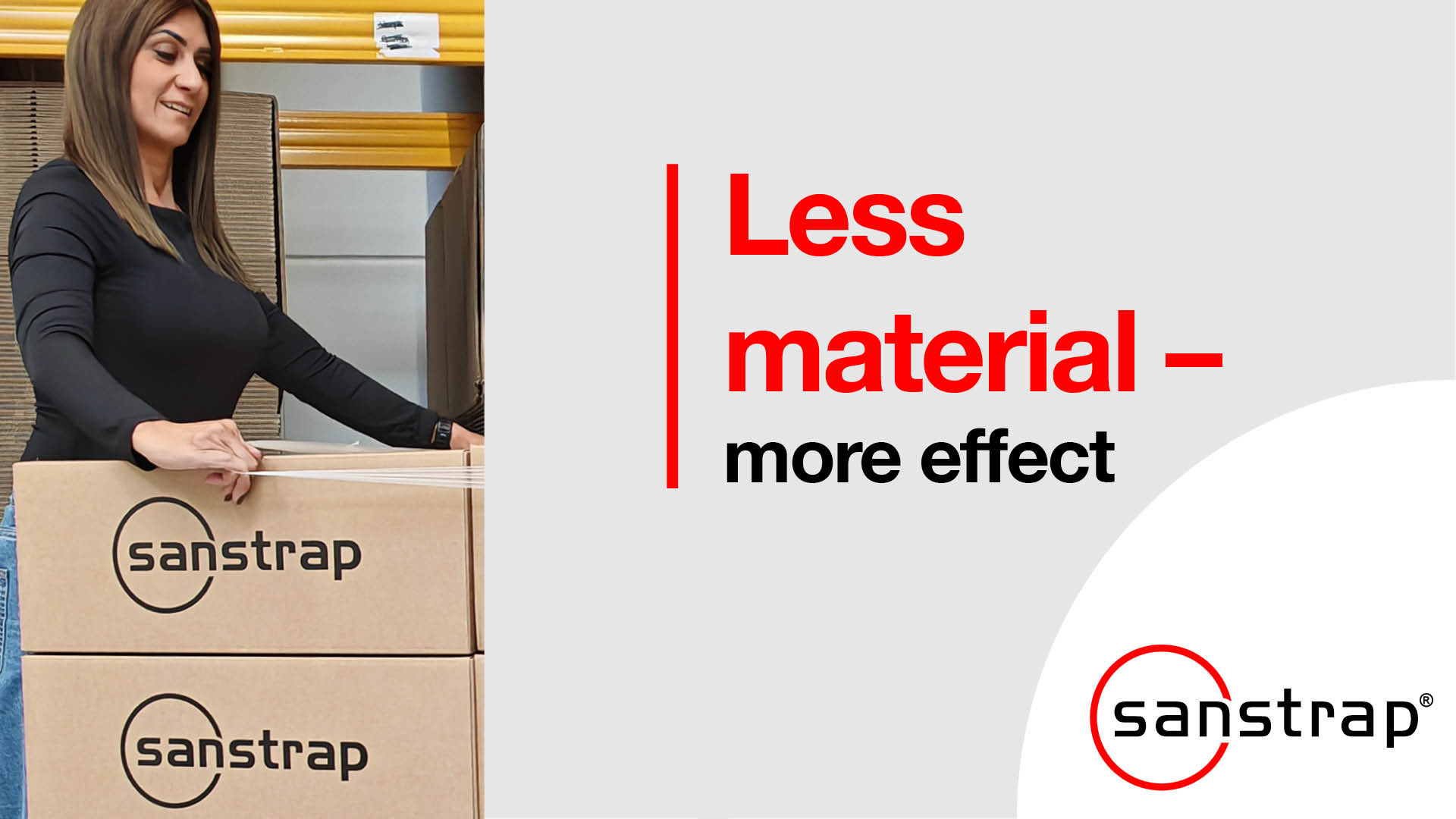 Woman secures cardboard boxes with sanstrap® stretch band – resource-efficient packaging solution by Sanpack